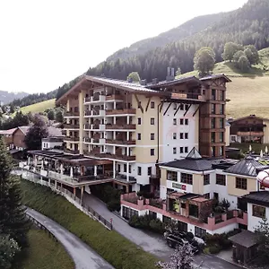 4* Hotel Familienresort Ellmauhof - Feriengut