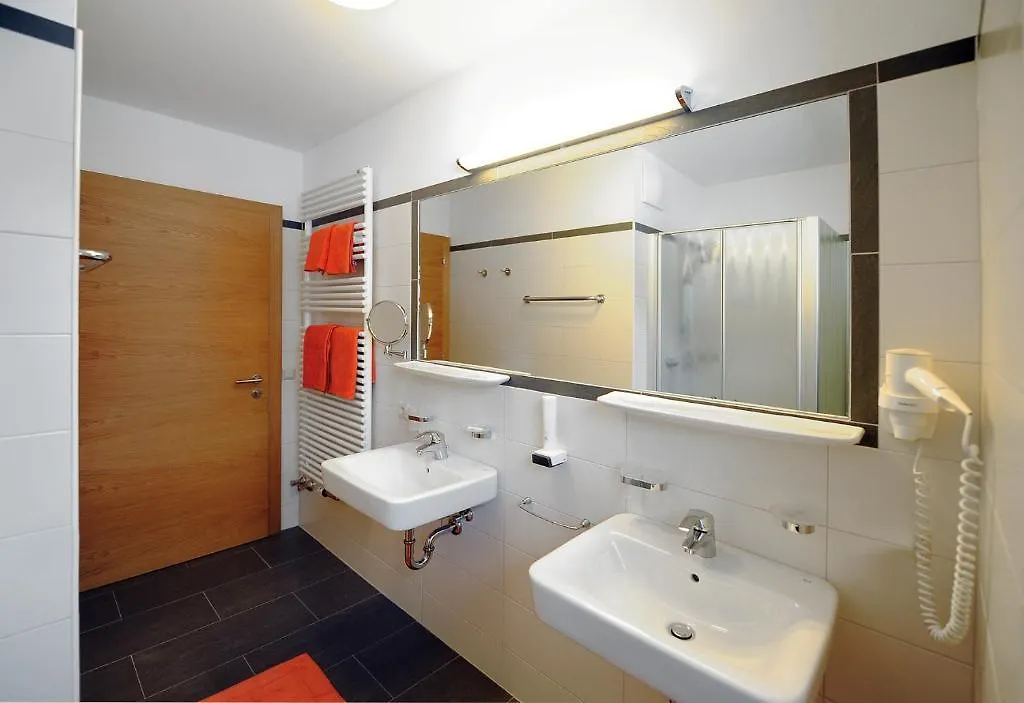 Pension Falkenstein Saalbach-Hinterglemm Austria
